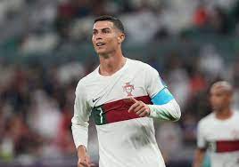 Ronaldo souhaite un prompt rétablissement à Pelé